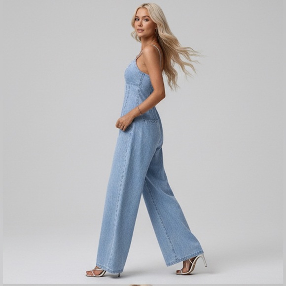 Light Wash Denim Jumpsuit Wide Leg Corset Bodice Sweetheart Neck - Picture 4 of 9